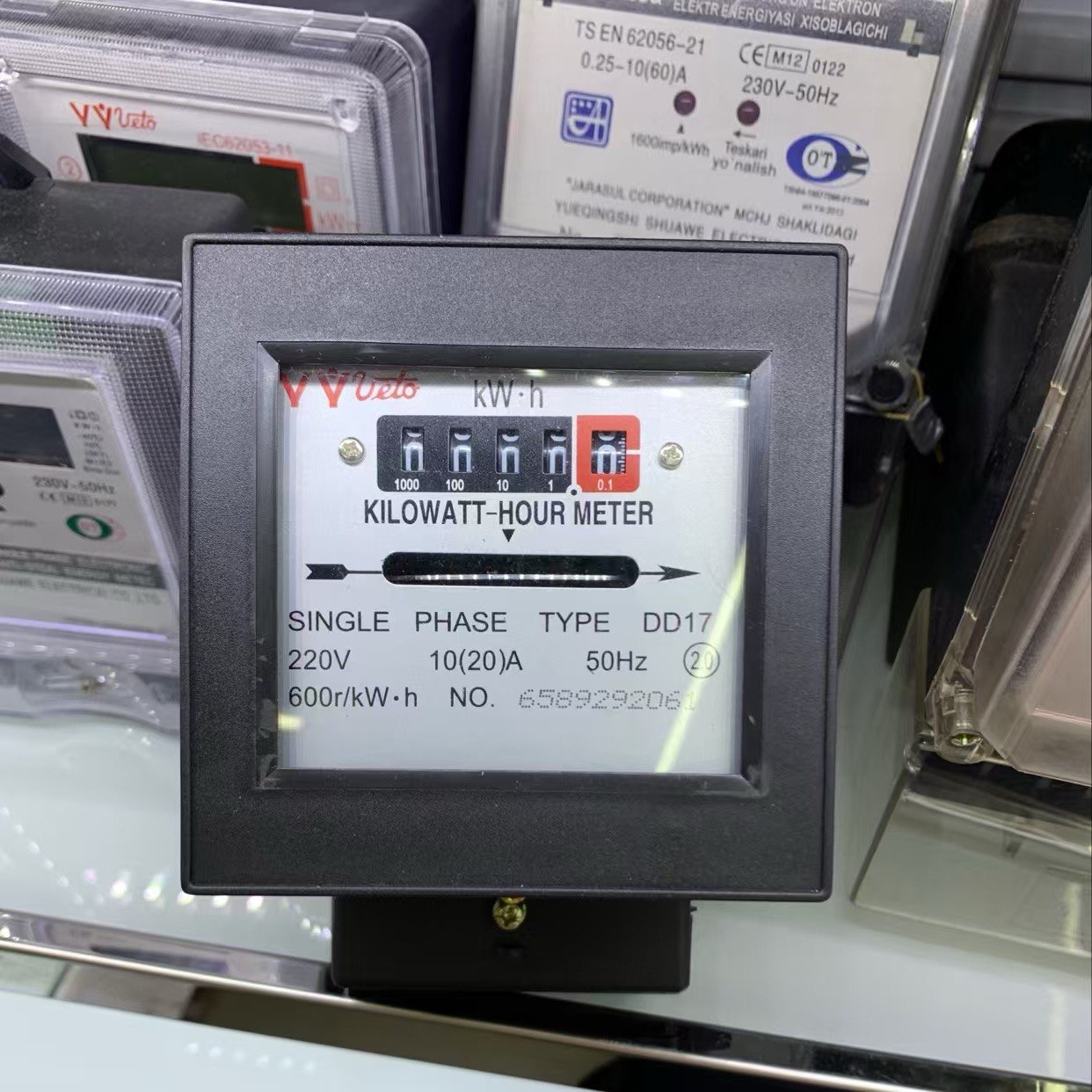 عدادات كهرباء ذات جهد منخفض أو متوسط